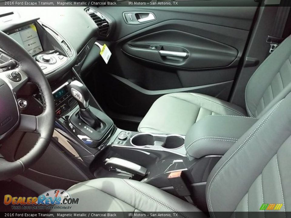 2016 Ford Escape Titanium Magnetic Metallic / Charcoal Black Photo #20