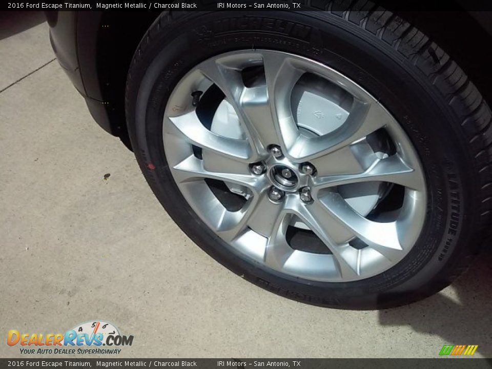 2016 Ford Escape Titanium Magnetic Metallic / Charcoal Black Photo #26