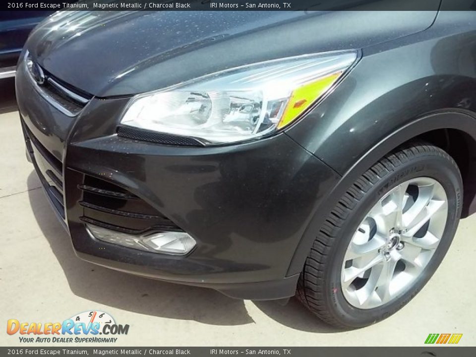 2016 Ford Escape Titanium Magnetic Metallic / Charcoal Black Photo #27