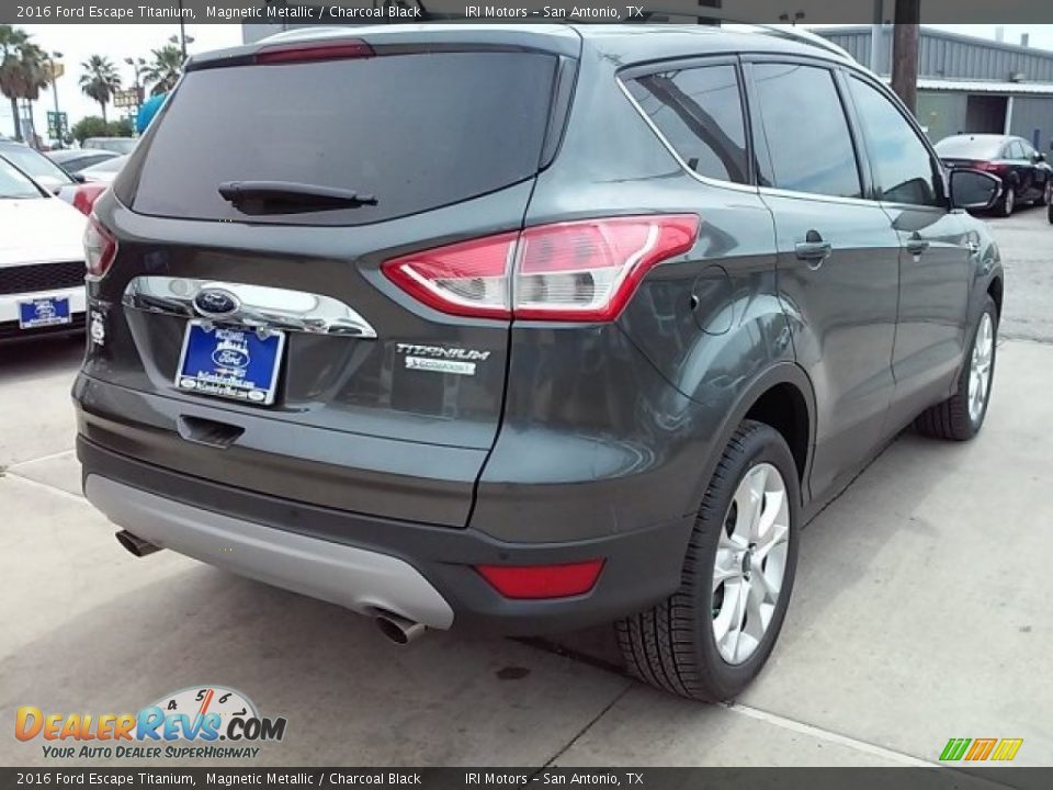 2016 Ford Escape Titanium Magnetic Metallic / Charcoal Black Photo #34