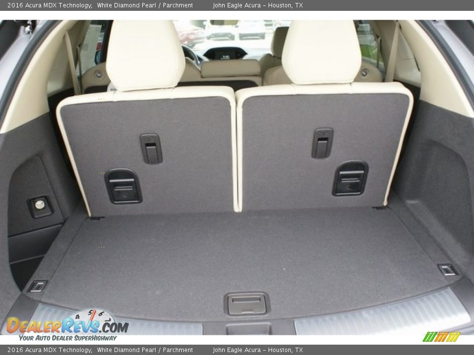 2016 Acura MDX Technology White Diamond Pearl / Parchment Photo #17