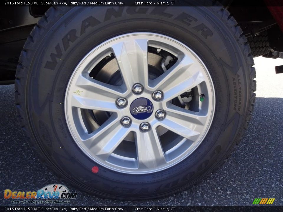 2016 Ford F150 XLT SuperCab 4x4 Ruby Red / Medium Earth Gray Photo #10