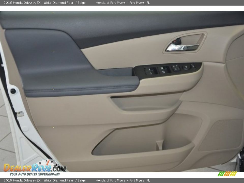 2016 Honda Odyssey EX White Diamond Pearl / Beige Photo #9