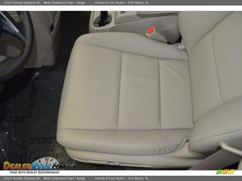 2016 Honda Odyssey EX White Diamond Pearl / Beige Photo #11