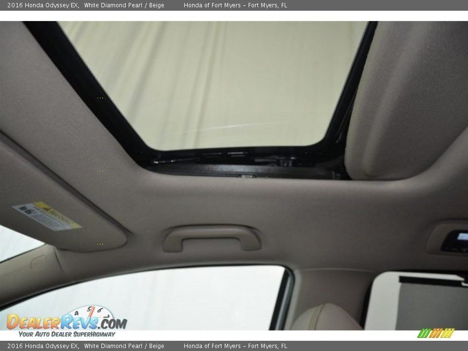 2016 Honda Odyssey EX White Diamond Pearl / Beige Photo #13