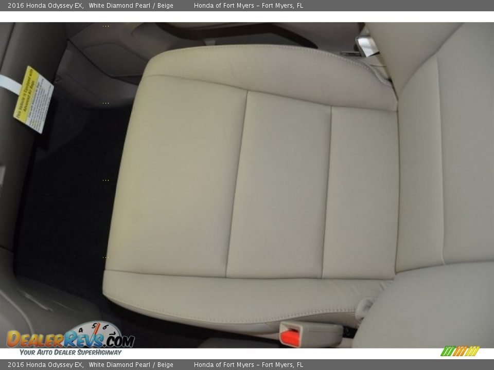 2016 Honda Odyssey EX White Diamond Pearl / Beige Photo #14