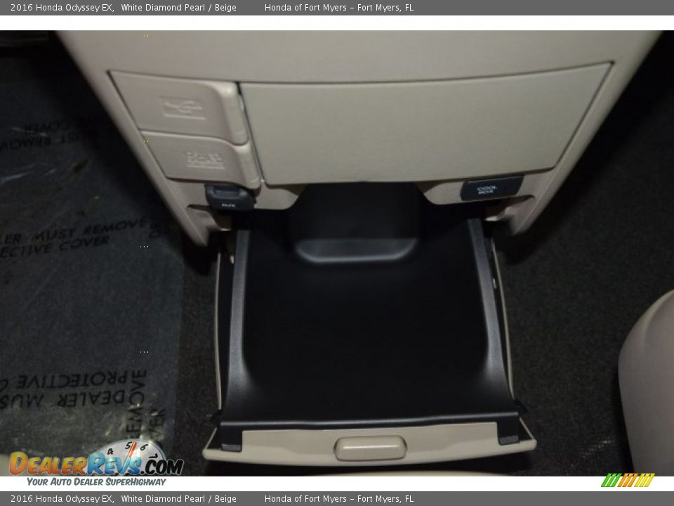 2016 Honda Odyssey EX White Diamond Pearl / Beige Photo #21