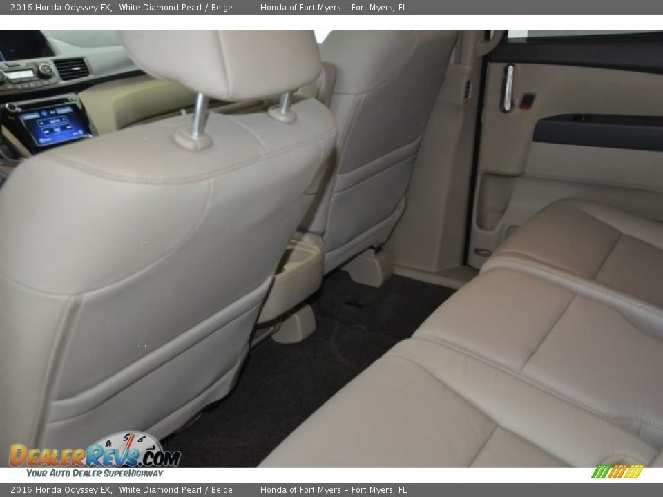 2016 Honda Odyssey EX White Diamond Pearl / Beige Photo #28