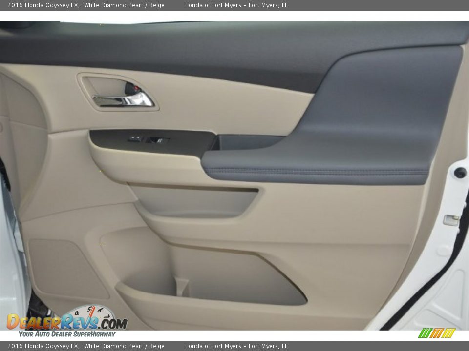 2016 Honda Odyssey EX White Diamond Pearl / Beige Photo #35