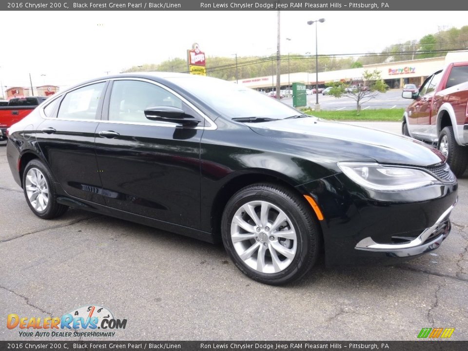 Front 3/4 View of 2016 Chrysler 200 C Photo #7