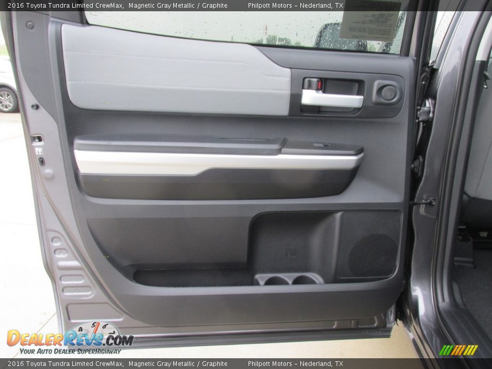 2016 Toyota Tundra Limited CrewMax Magnetic Gray Metallic / Graphite Photo #17