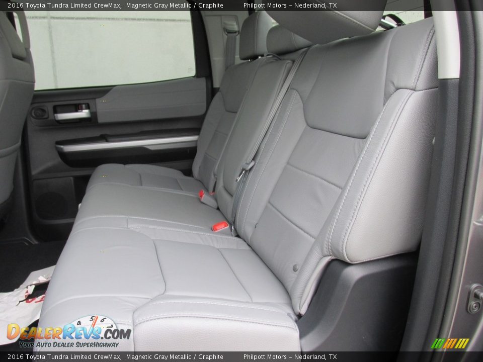 2016 Toyota Tundra Limited CrewMax Magnetic Gray Metallic / Graphite Photo #18
