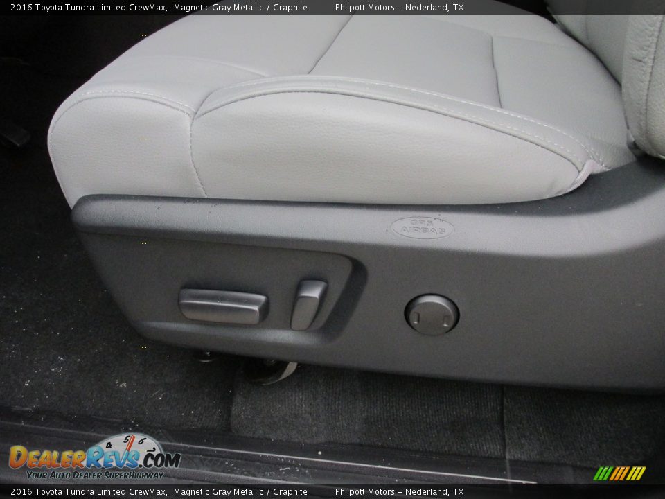 2016 Toyota Tundra Limited CrewMax Magnetic Gray Metallic / Graphite Photo #22