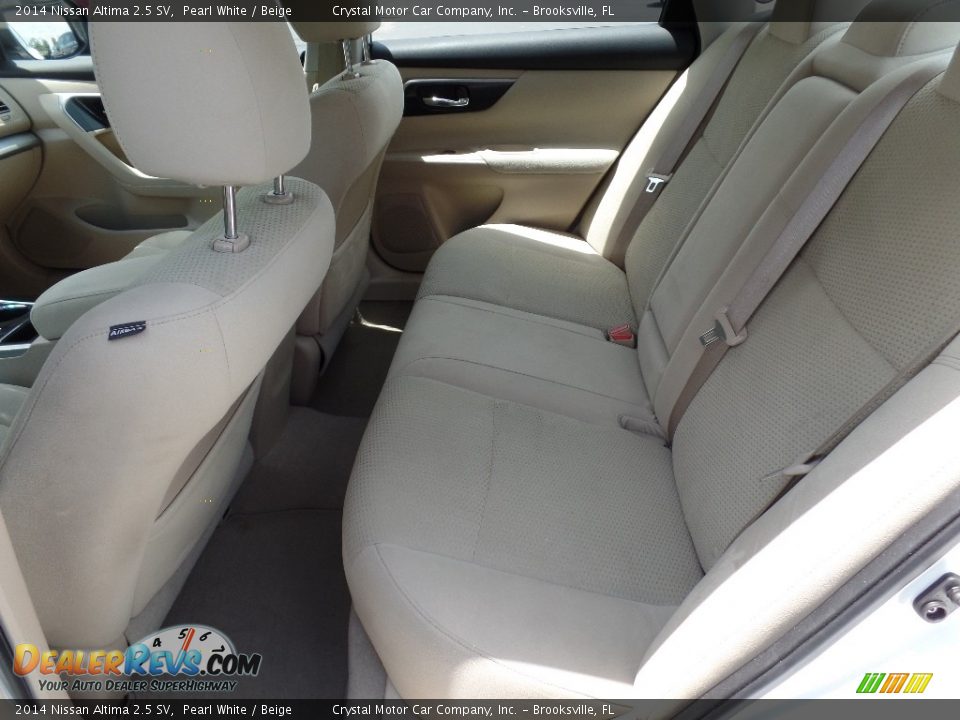 2014 Nissan Altima 2.5 SV Pearl White / Beige Photo #5