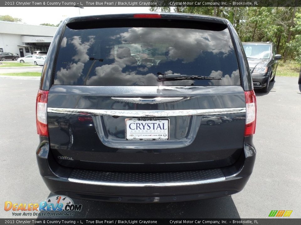 2013 Chrysler Town & Country Touring - L True Blue Pearl / Black/Light Graystone Photo #10