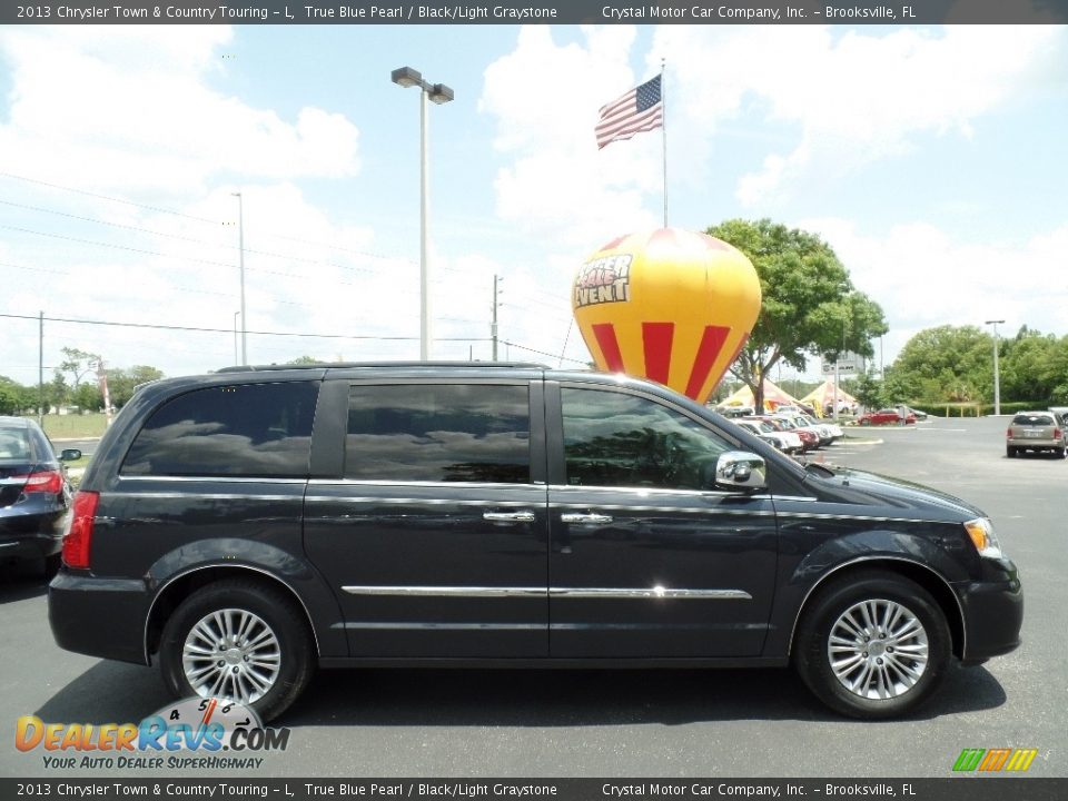 2013 Chrysler Town & Country Touring - L True Blue Pearl / Black/Light Graystone Photo #12
