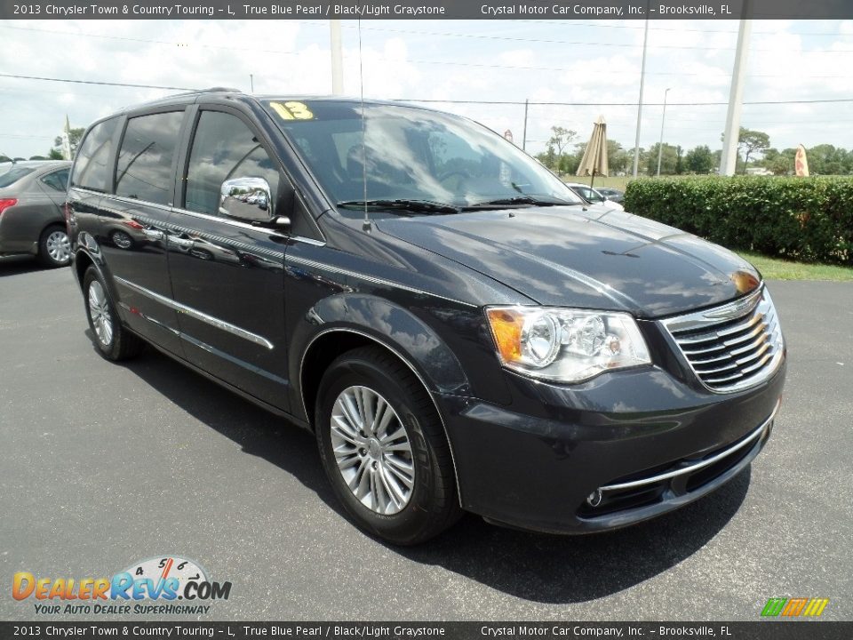 2013 Chrysler Town & Country Touring - L True Blue Pearl / Black/Light Graystone Photo #13