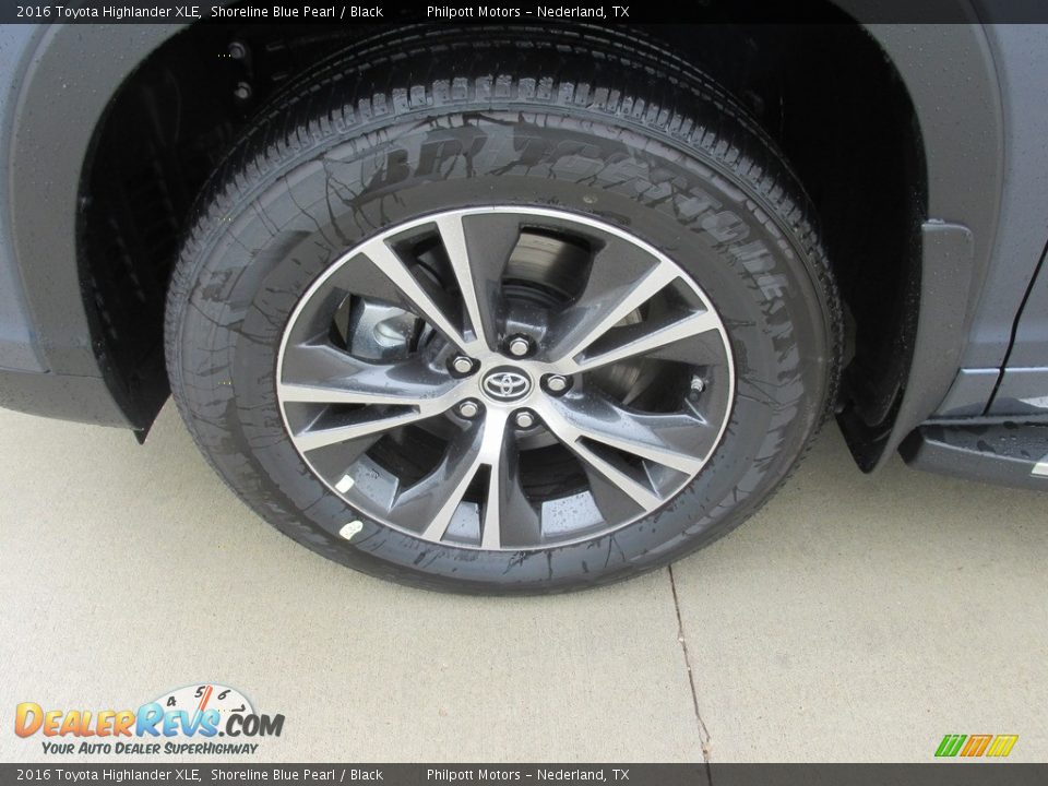 2016 Toyota Highlander XLE Shoreline Blue Pearl / Black Photo #11