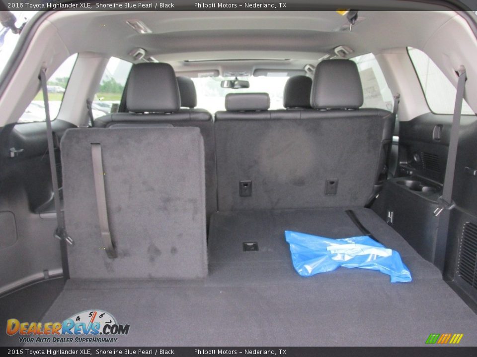 2016 Toyota Highlander XLE Shoreline Blue Pearl / Black Photo #17