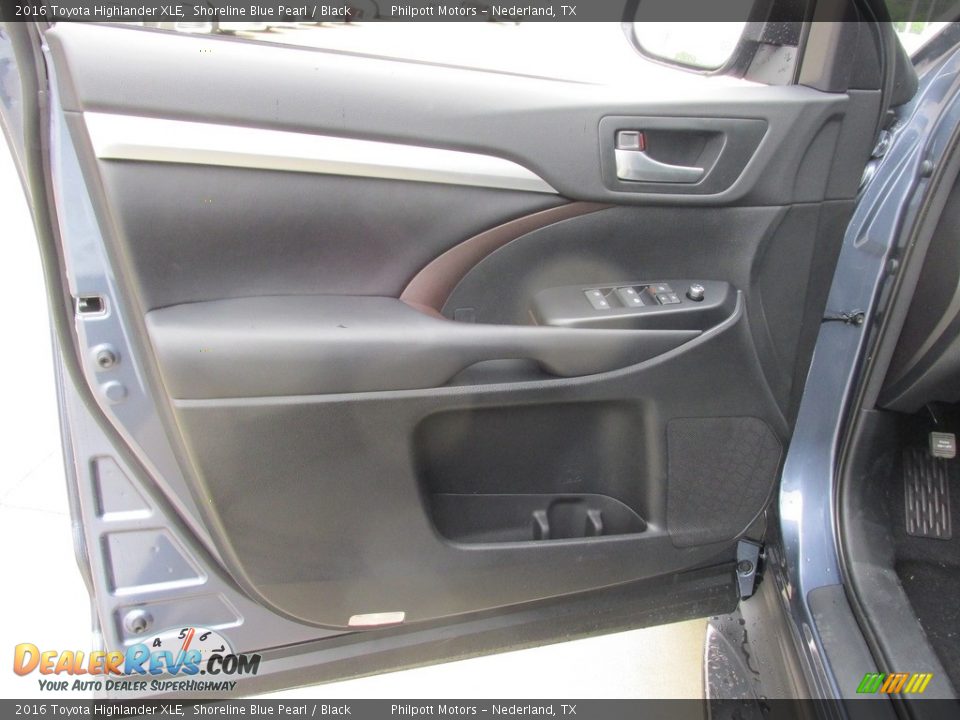 2016 Toyota Highlander XLE Shoreline Blue Pearl / Black Photo #21