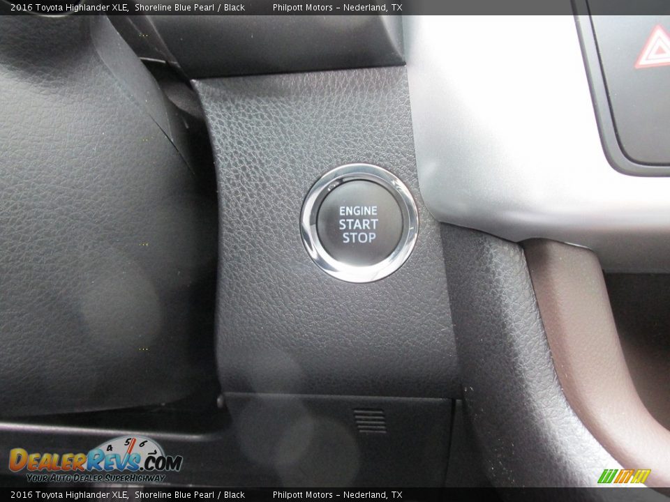 2016 Toyota Highlander XLE Shoreline Blue Pearl / Black Photo #32