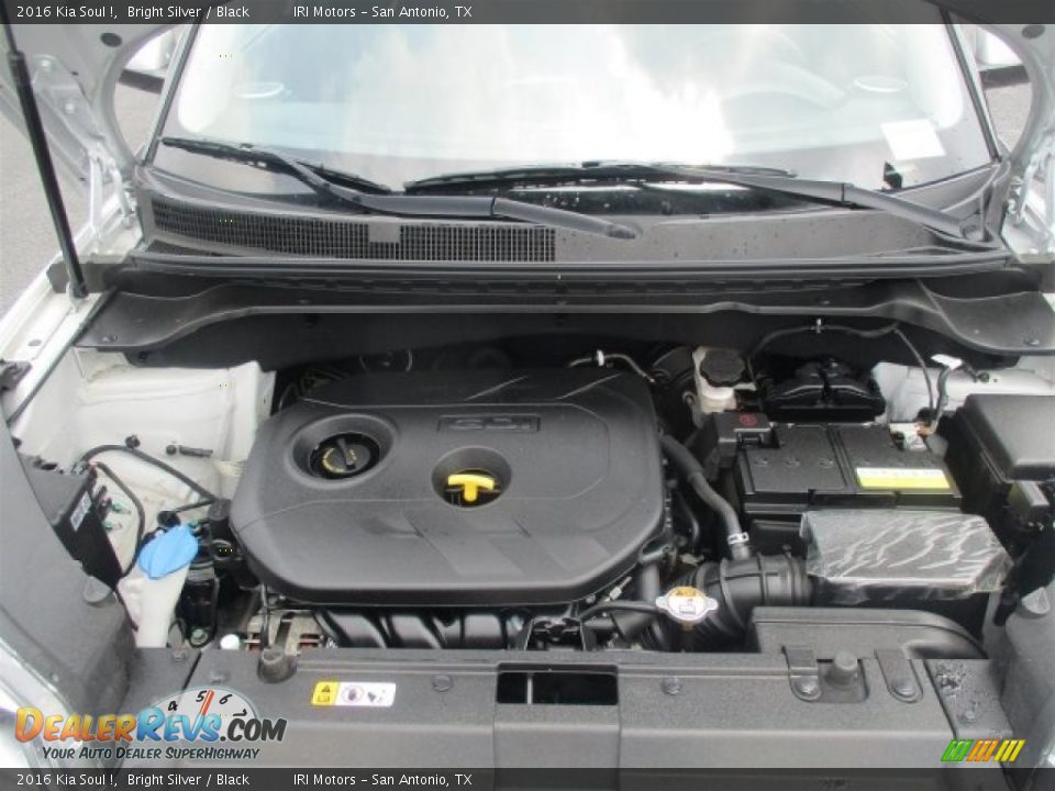 2016 Kia Soul ! Bright Silver / Black Photo #13