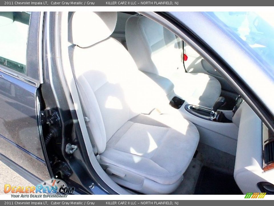 2011 Chevrolet Impala LT Cyber Gray Metallic / Gray Photo #35
