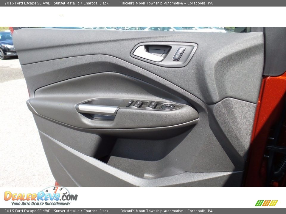 2016 Ford Escape SE 4WD Sunset Metallic / Charcoal Black Photo #11