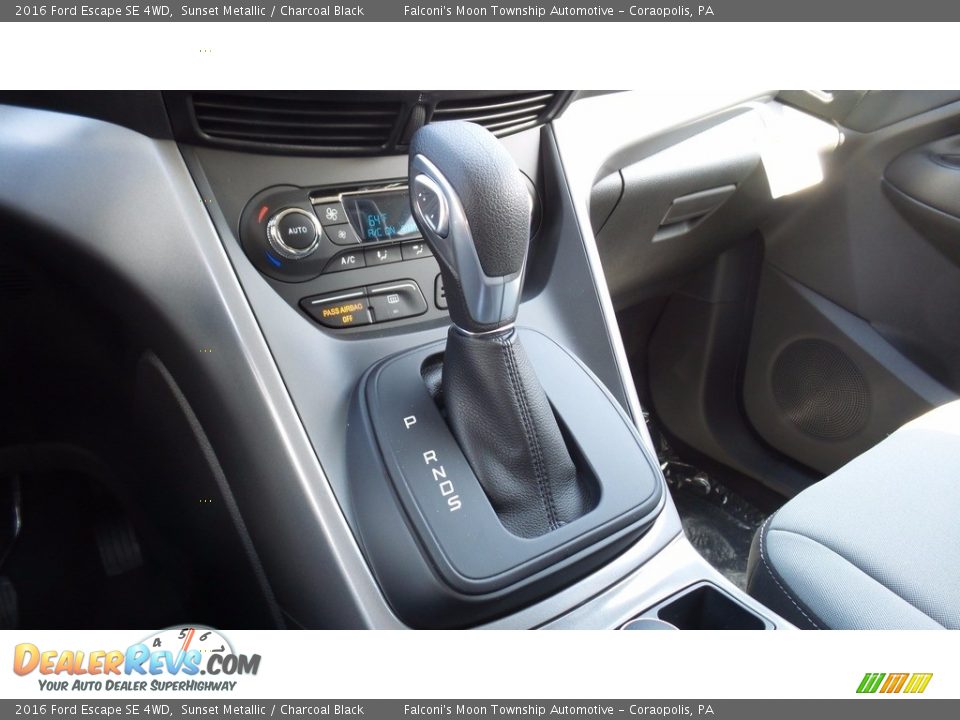 2016 Ford Escape SE 4WD Sunset Metallic / Charcoal Black Photo #13