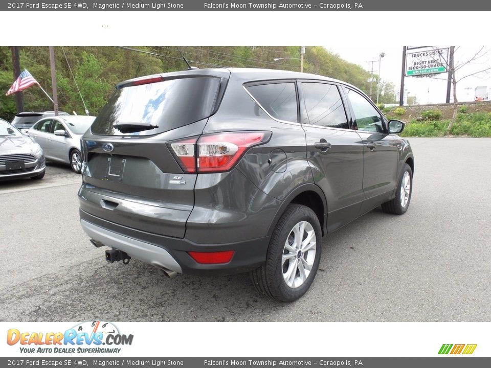 2017 Ford Escape SE 4WD Magnetic / Medium Light Stone Photo #3