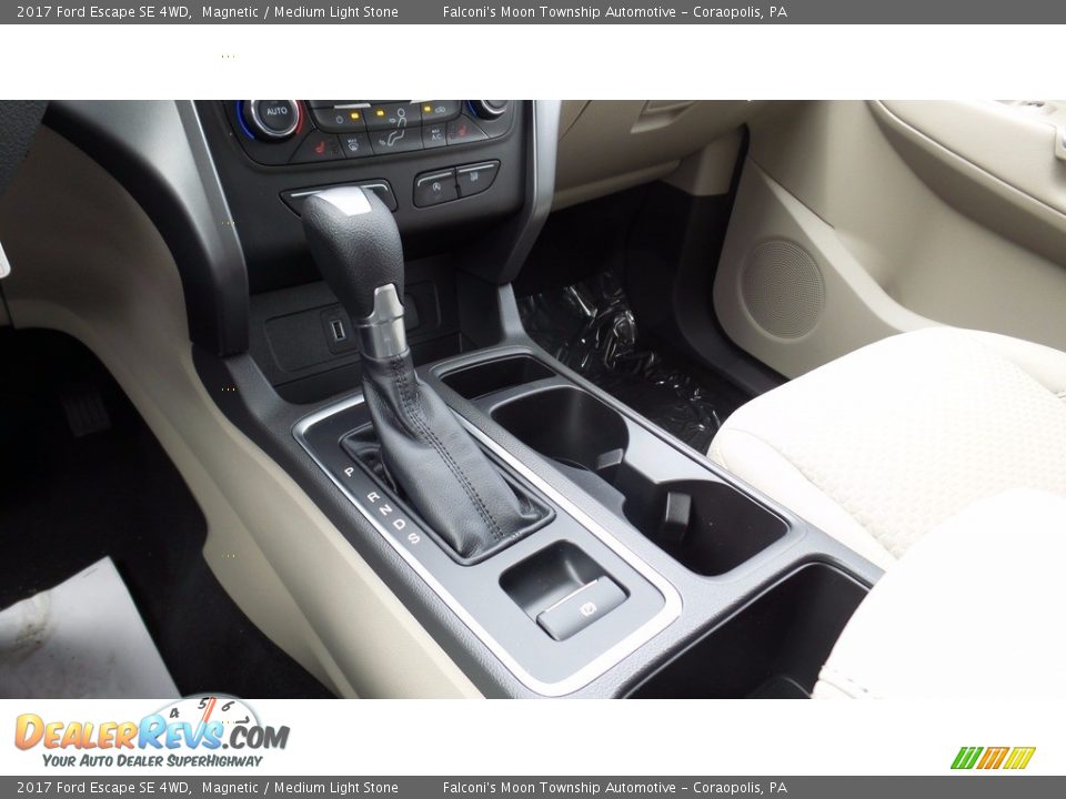 2017 Ford Escape SE 4WD Magnetic / Medium Light Stone Photo #11