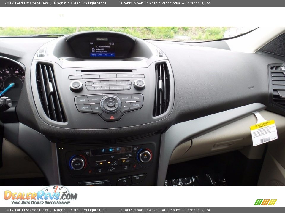 2017 Ford Escape SE 4WD Magnetic / Medium Light Stone Photo #12