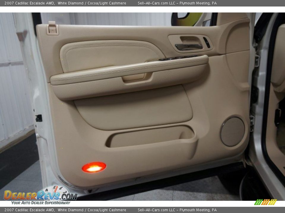 2007 Cadillac Escalade AWD White Diamond / Cocoa/Light Cashmere Photo #12