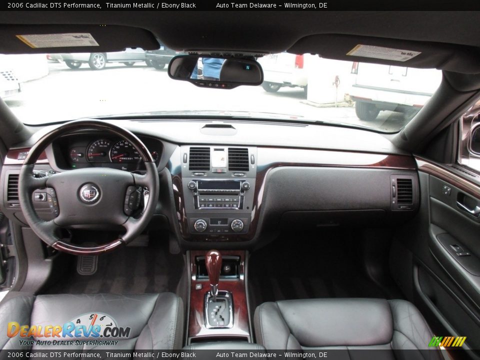 2006 Cadillac DTS Performance Titanium Metallic / Ebony Black Photo #26