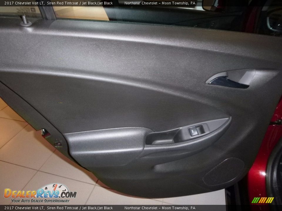 Door Panel of 2017 Chevrolet Volt LT Photo #15