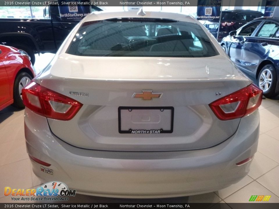 2016 Chevrolet Cruze LT Sedan Silver Ice Metallic / Jet Black Photo #6