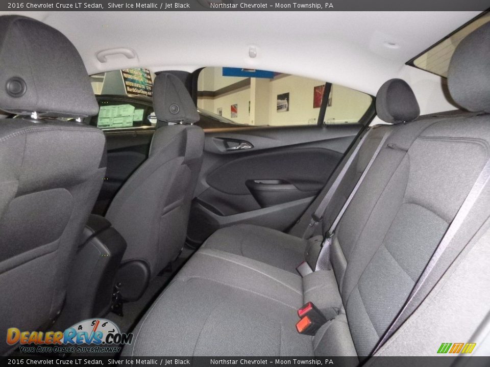 2016 Chevrolet Cruze LT Sedan Silver Ice Metallic / Jet Black Photo #10