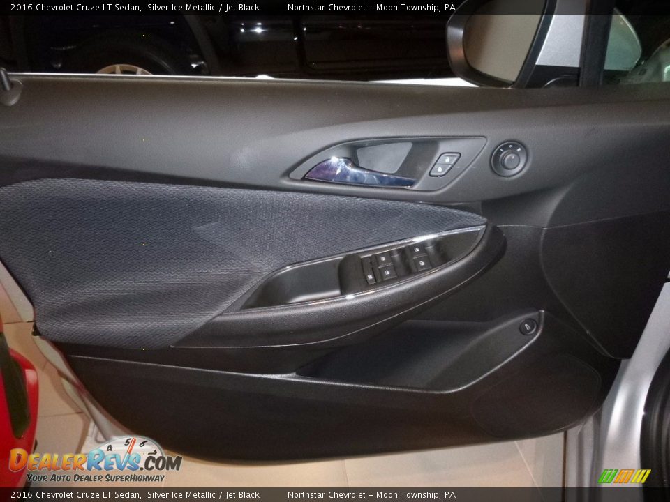 2016 Chevrolet Cruze LT Sedan Silver Ice Metallic / Jet Black Photo #13