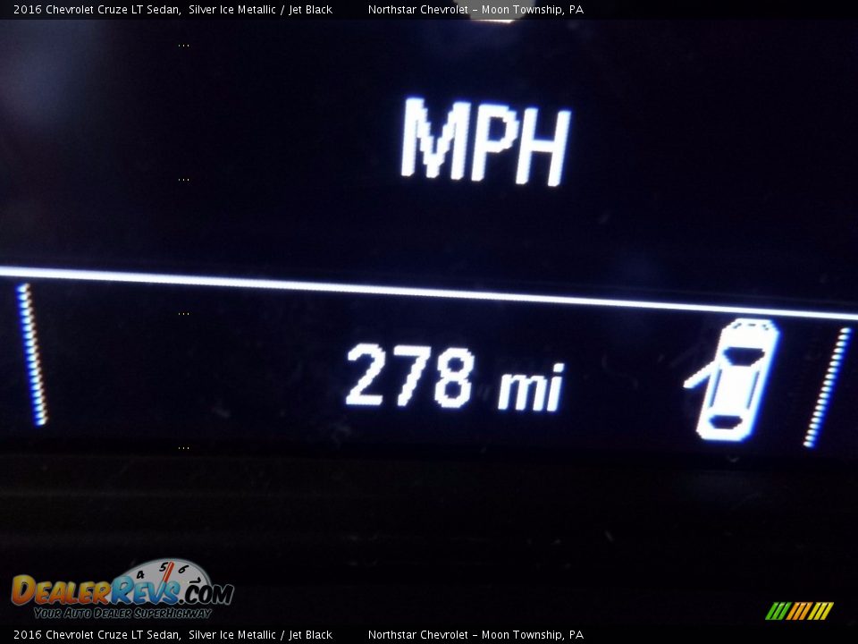 2016 Chevrolet Cruze LT Sedan Silver Ice Metallic / Jet Black Photo #20
