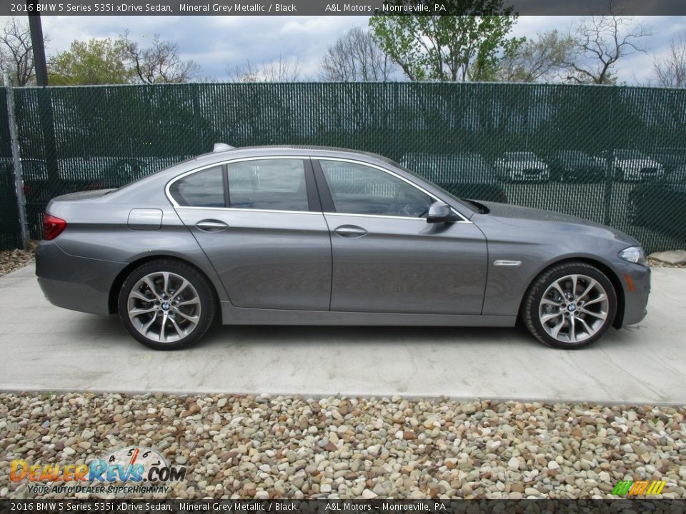 2016 BMW 5 Series 535i xDrive Sedan Mineral Grey Metallic / Black Photo #2