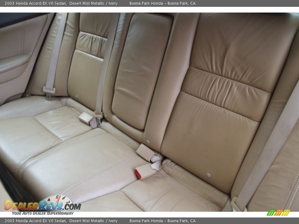 2003 Honda Accord EX V6 Sedan Desert Mist Metallic / Ivory Photo #16
