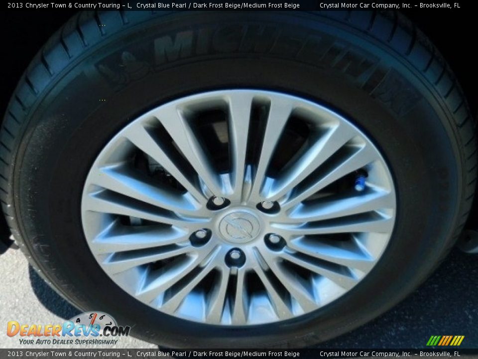 2013 Chrysler Town & Country Touring - L Crystal Blue Pearl / Dark Frost Beige/Medium Frost Beige Photo #16
