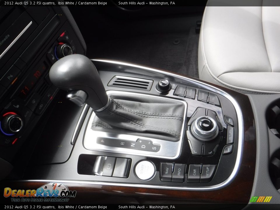 2012 Audi Q5 3.2 FSI quattro Ibis White / Cardamom Beige Photo #25