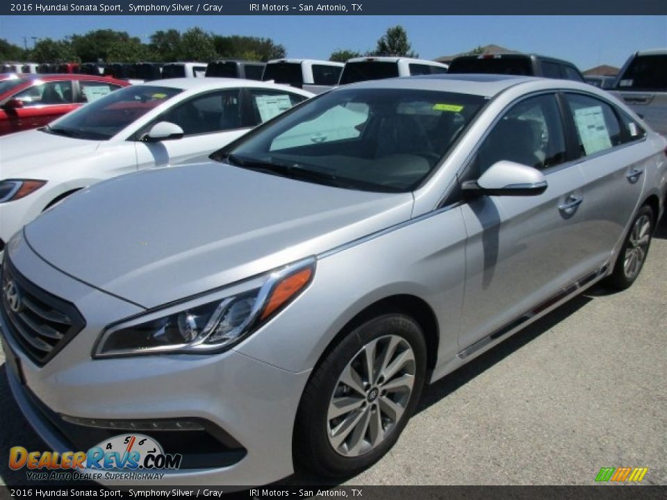 2016 Hyundai Sonata Sport Symphony Silver / Gray Photo #2