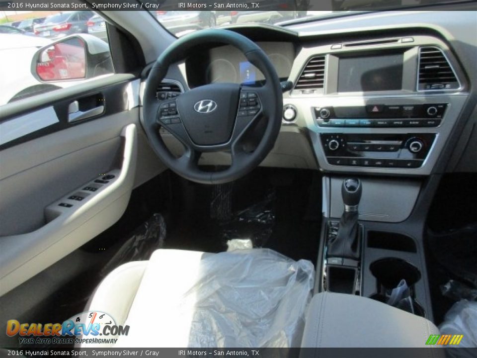 2016 Hyundai Sonata Sport Symphony Silver / Gray Photo #8