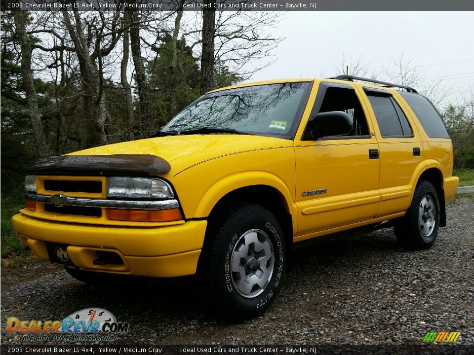 2003 Chevrolet Blazer LS 4x4 Yellow / Medium Gray Photo #1