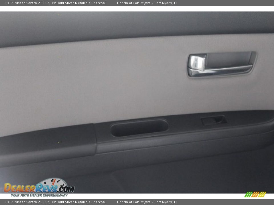 2012 Nissan Sentra 2.0 SR Brilliant Silver Metallic / Charcoal Photo #24