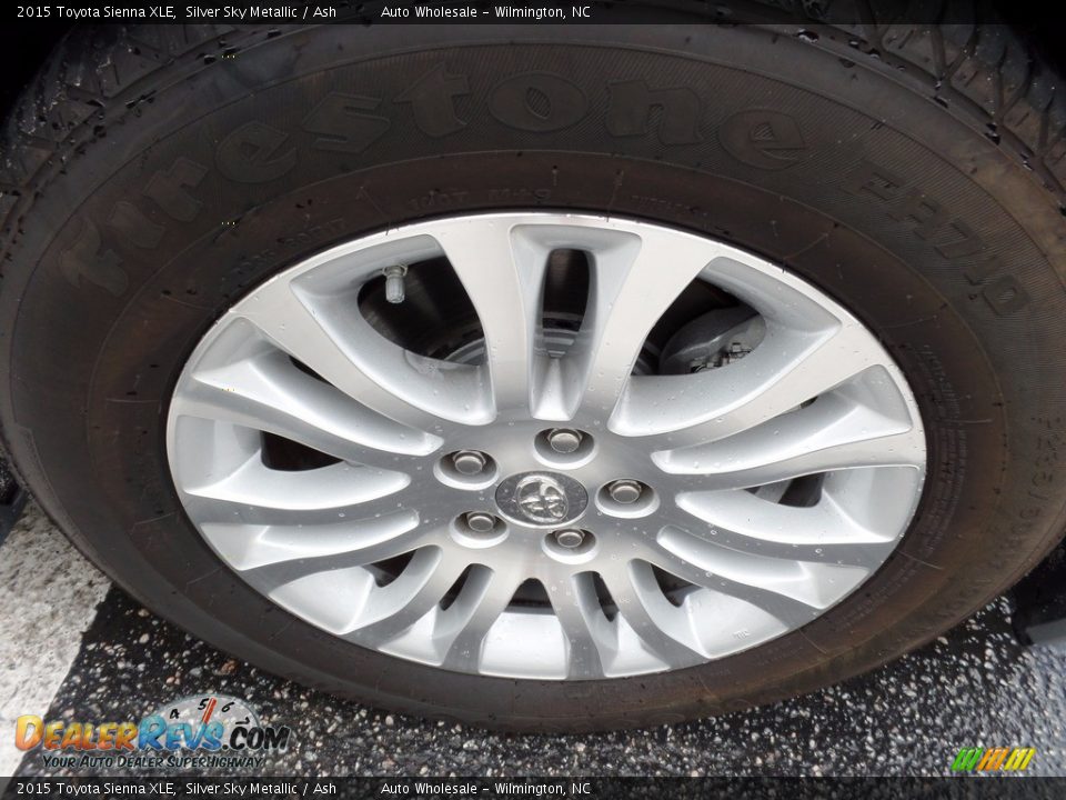2015 Toyota Sienna XLE Silver Sky Metallic / Ash Photo #7
