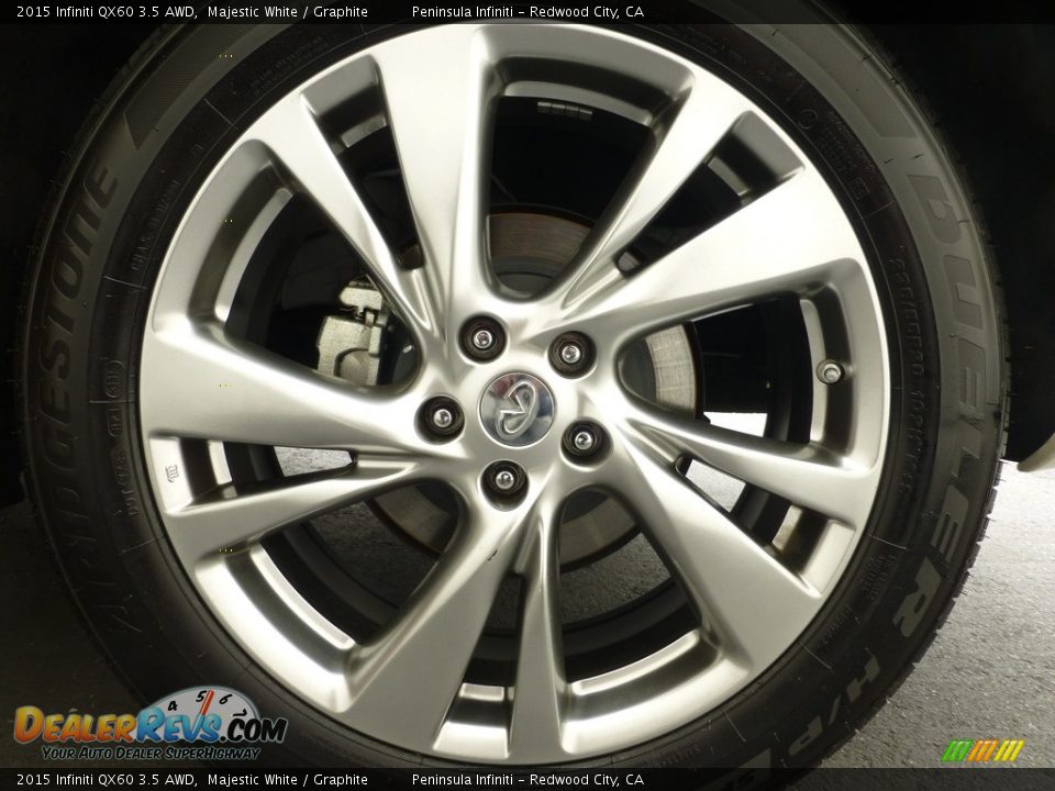 2015 Infiniti QX60 3.5 AWD Majestic White / Graphite Photo #17