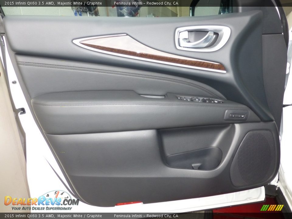 2015 Infiniti QX60 3.5 AWD Majestic White / Graphite Photo #23